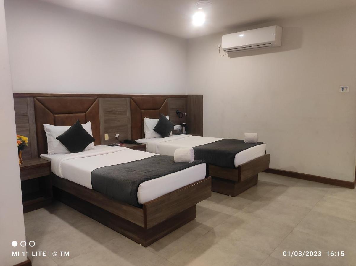 Hotel K79 جمشيدبور المظهر الخارجي الصورة
