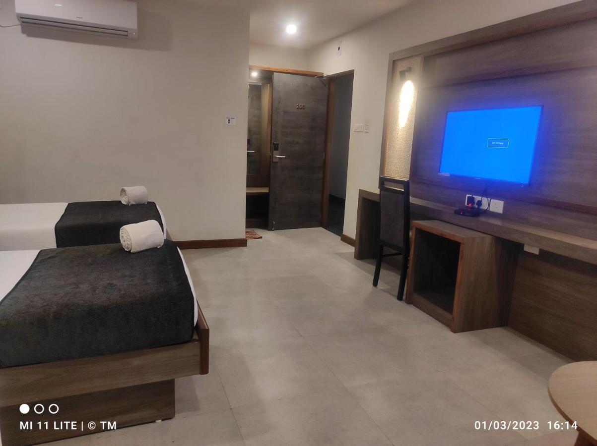 Hotel K79 جمشيدبور المظهر الخارجي الصورة