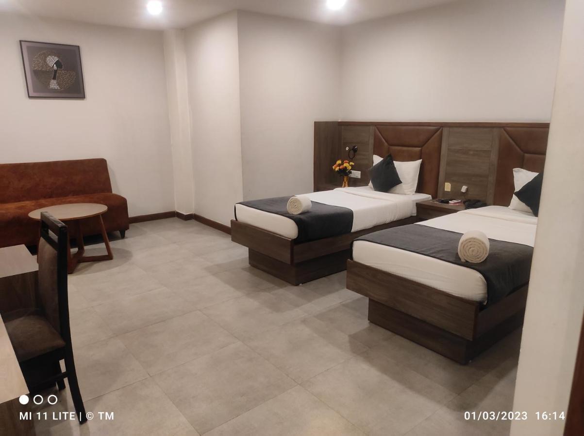 Hotel K79 جمشيدبور المظهر الخارجي الصورة