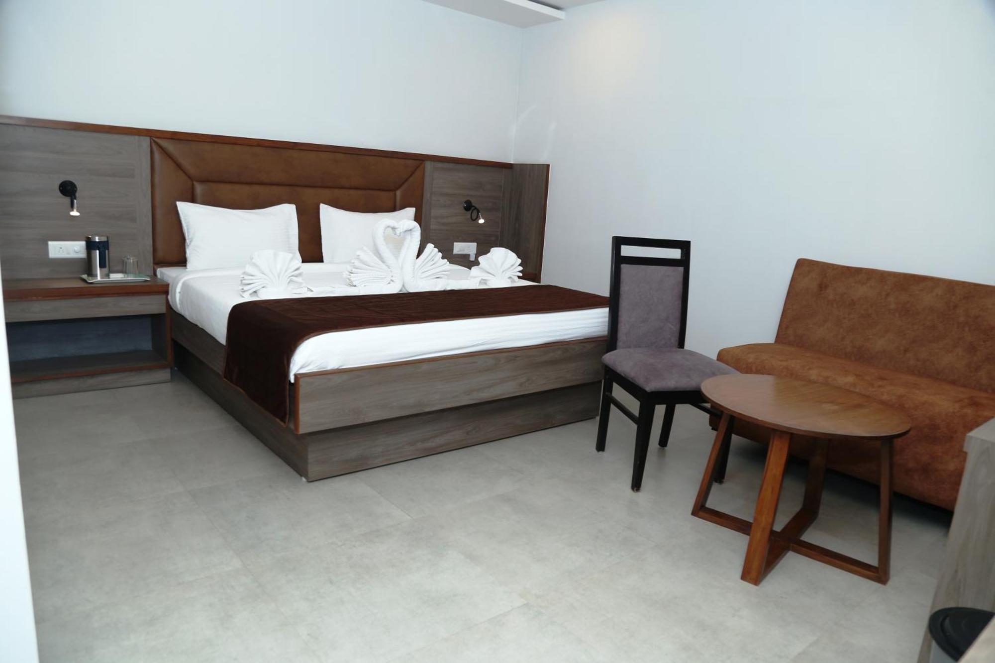 Hotel K79 جمشيدبور المظهر الخارجي الصورة