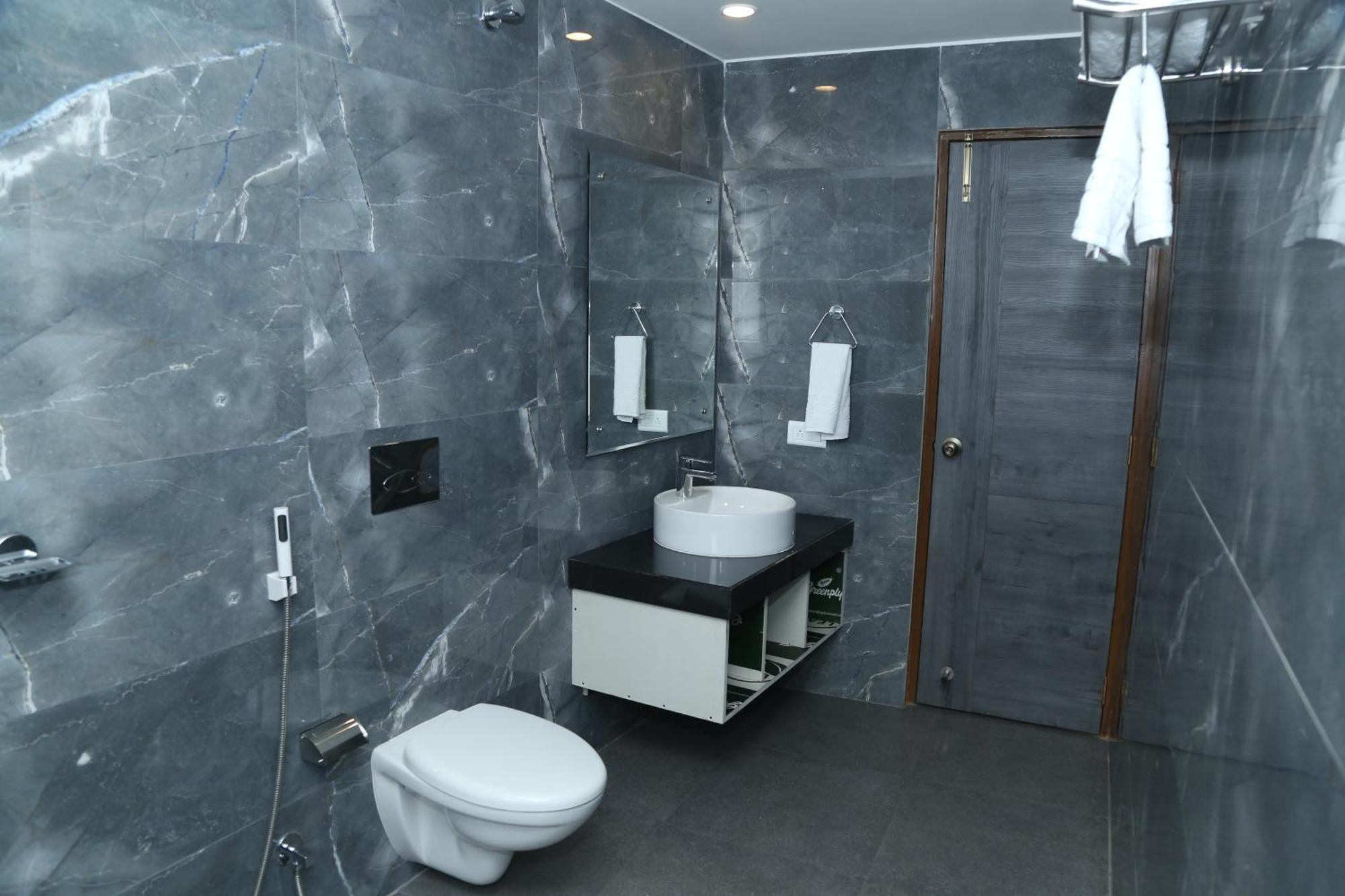 Hotel K79 جمشيدبور المظهر الخارجي الصورة